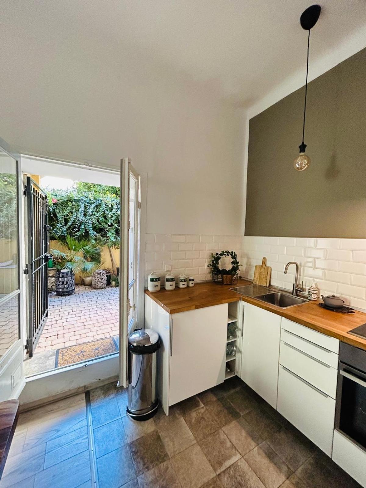 Charmante 3 Zimmer, Stadtwohnung Menton Exteriör bild