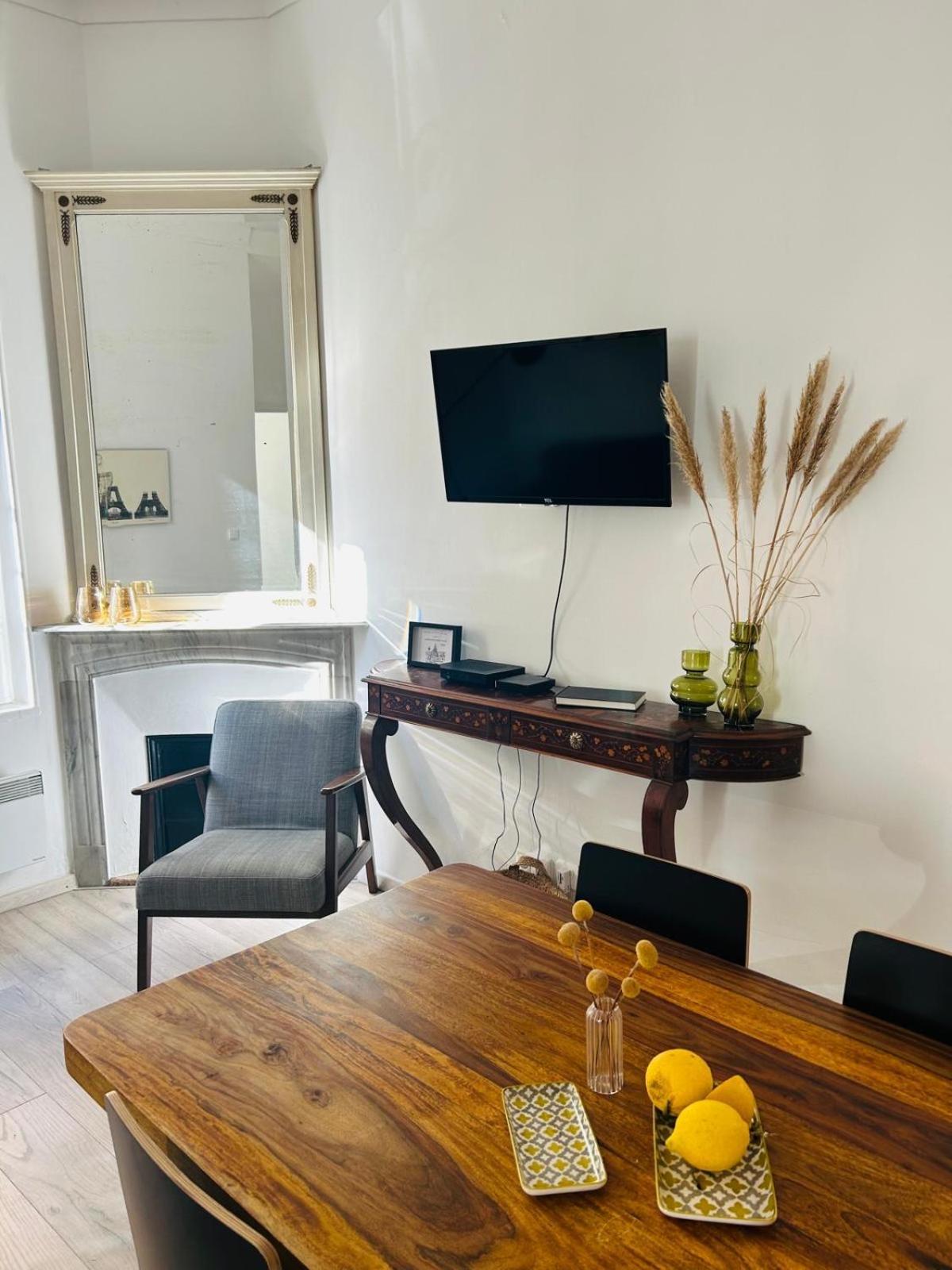 Charmante 3 Zimmer, Stadtwohnung Menton Exteriör bild